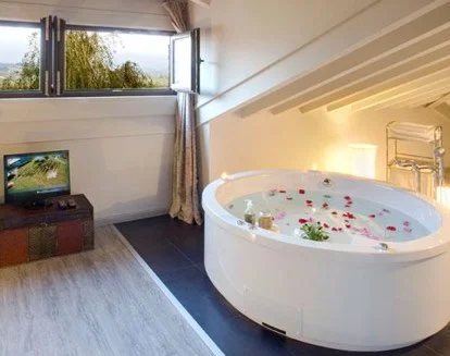 jacuzzi