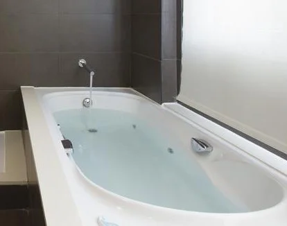 suite de lujo con hidromasaje