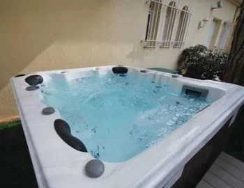 Foto del jacuzzi en la Casa de vacaciones de 2 dormitorios.