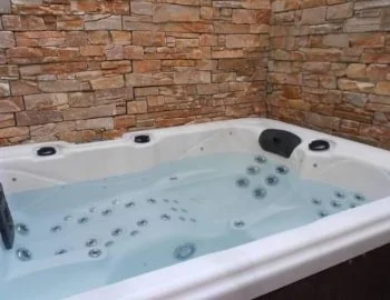 Jacuzzi privado en la Casa de 2 habitaciones.