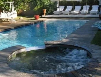 La Villa Deluxe con bañera de hidromasaje.