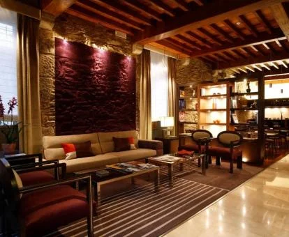 Uno de los elegantes espacios de uso compartido de este coqueto hotel.