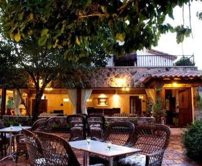 Zona exterior de este bonito hotel con encanto.