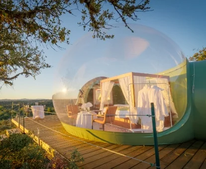Una de las preciosas habitaciones burbuja con parcela privada y espectaculares vistas a la naturaleza.
