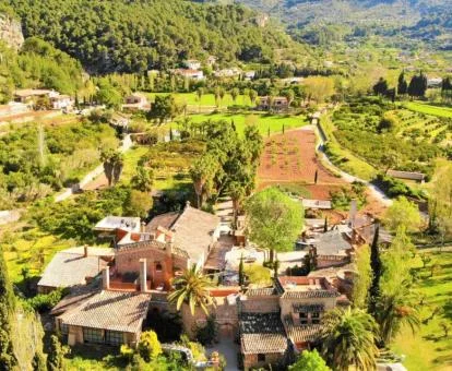 Espectacular hotel solo para adultos rodeado de naturaleza.