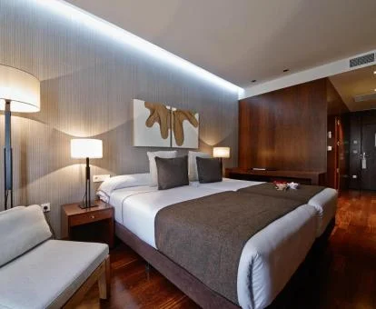 Una de las acogedoras habitaciones dobles del hotel.