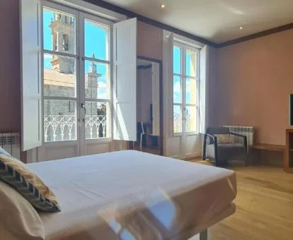 Una de las coquetas habitaciones de estilo tradicional del hotel.