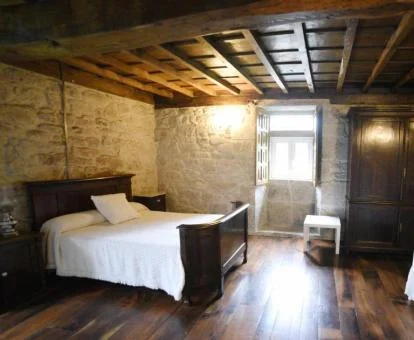 Una de las acogedoras habitaciones dobles de este precioso hotel rural.
