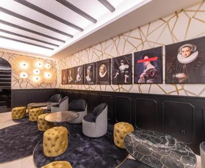 Uno de los elegantes espacios de uso compartido del hotel.