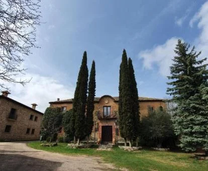 Edificio de este hotel con encanto ideal para una escapada rural.