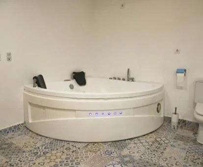 Fabuloso jacuzzi privado de este precioso apartamento independiente.