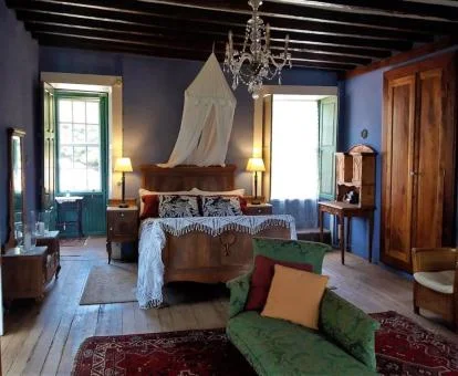 Una de las fabulosas habitaciones dobles de estilo tradicional de este maravilloso hotel rural.