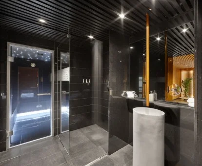 Acogedor centro de bienestar de este hotel ideal para parejas.