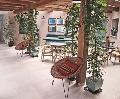 Una de las acogedoras zonas de uso compartido del hotel.