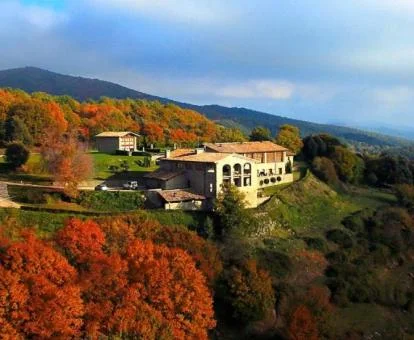 Espectacular hotel con encanto en una antigua mansión rodeada de naturaleza.