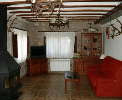 Interior de uno de los acogedores apartamentos del alojamiento.