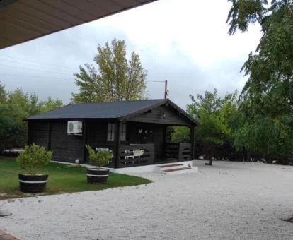 Una de las coquetas casas de campo de este alojamiento rural.