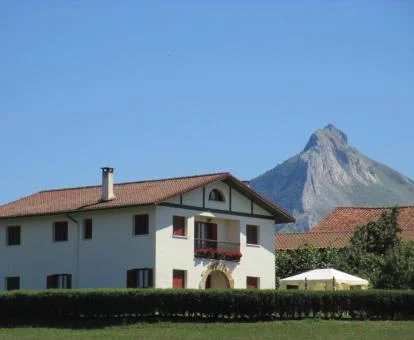 Hotel rural en un bello entorno natural para disfrutar del campo.