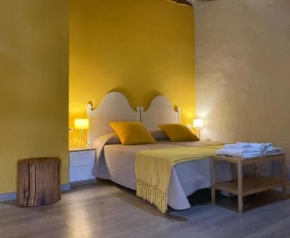 Una de las acogedoras habitaciones de este hotel con encanto.