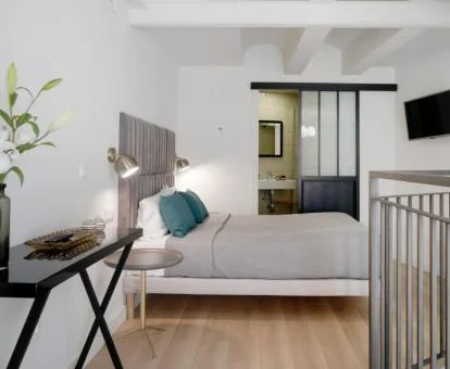 Una de las acogedoras habitaciones dobles de este elegante hotel boutique.