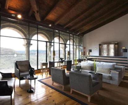 Uno de los espacios de uso compartido de este elegante hotel rural.