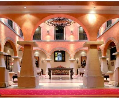 Precioso patio interior de este hotel romántico.