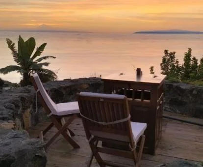 Terraza con espectaculares vistas al mar y a las islas vecinas de esta casa independiente.