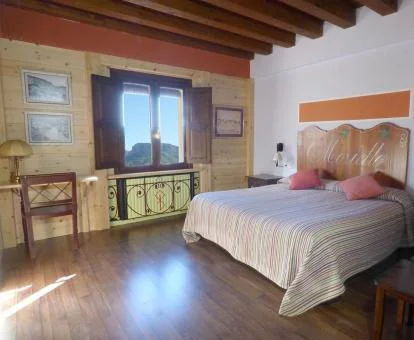 Una de las amplias habitaciones de este acogedor hotel boutique.