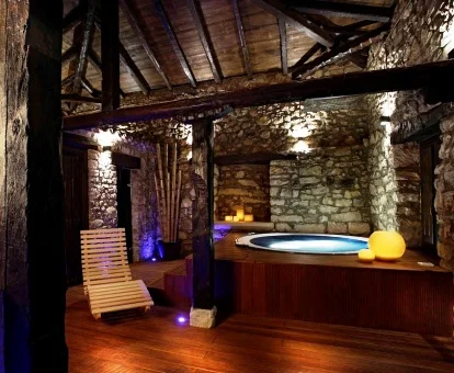 Acogedor centro de bienestar de este hotel ideal para parejas.