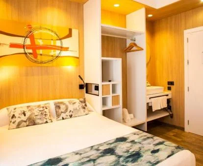 Una de las coquetas habitaciones de este hostal.