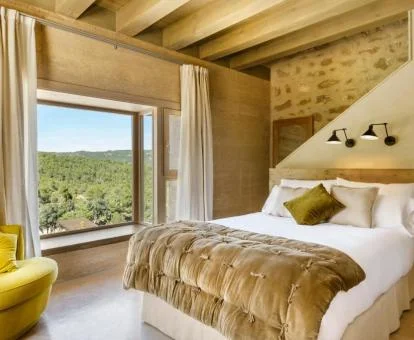 Una de las preciosas habitaciones con vistas de este hotel en la naturaleza.