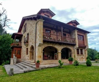 Fabuloso edificio de este hotel con encanto.